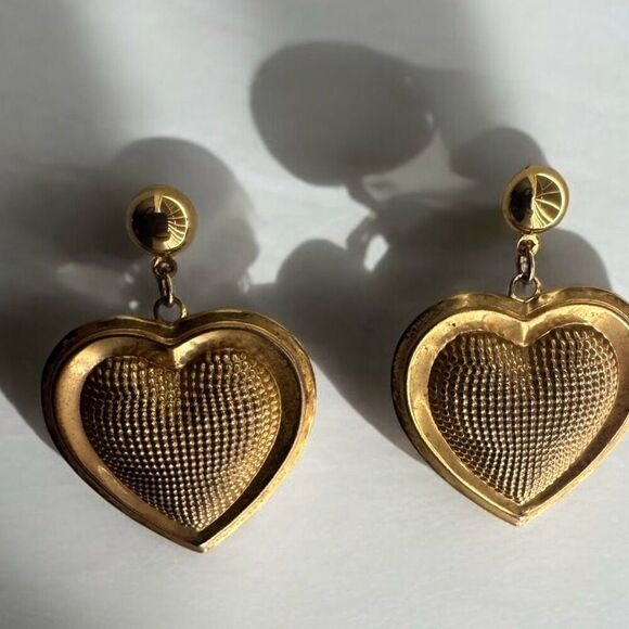 Gold Tone Romantic Lightweight Heart Earrings - Picture 2 of 4